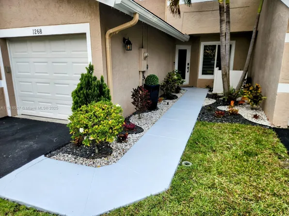 1268 NW 52nd Way, Deerfield Beach, FL 33442