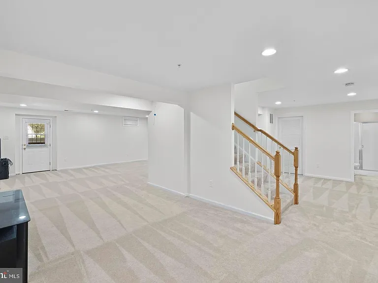 8008 Dorado Ter — Photo 43