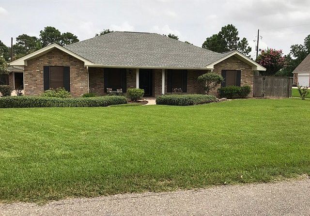 1st image of 2121 Walker Ln