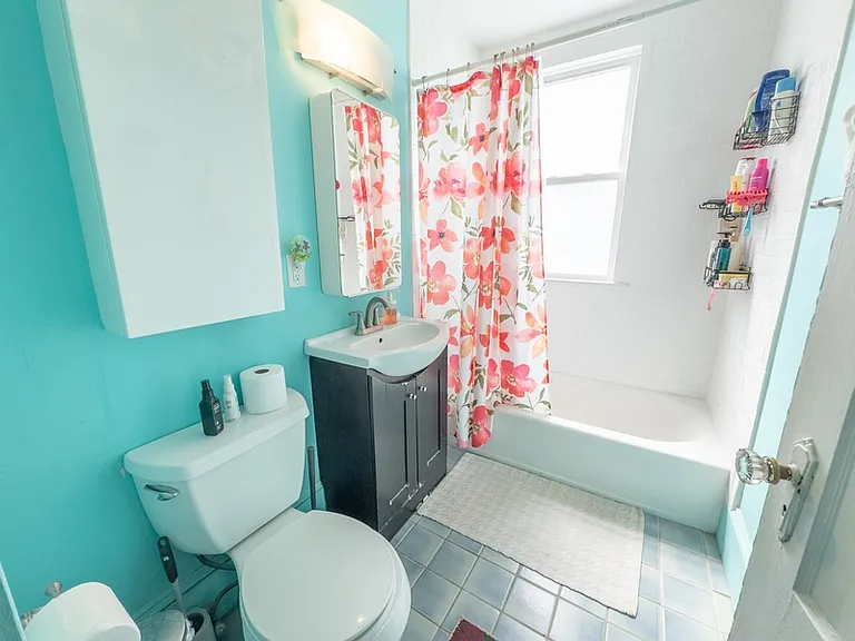 21 Essex St #2 — Photo 14