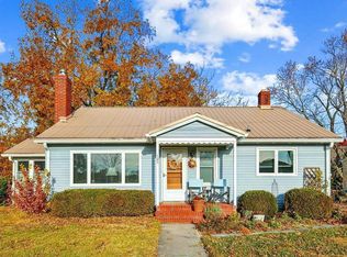105 Seymour Ave, Saint Michaels, MD 21663