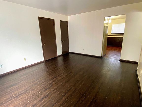 3rd image of 4230 Norman Dr SE APT 4