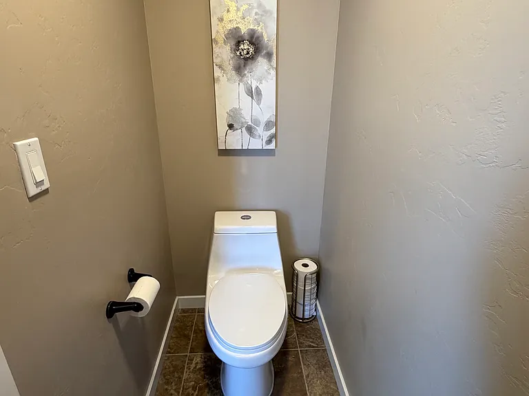 12272 W Oneida St — Photo 24