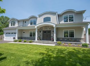 53 Calvin Ave, Syosset, NY 11791