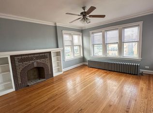 5255 W Henderson St #2, Chicago, IL 60641