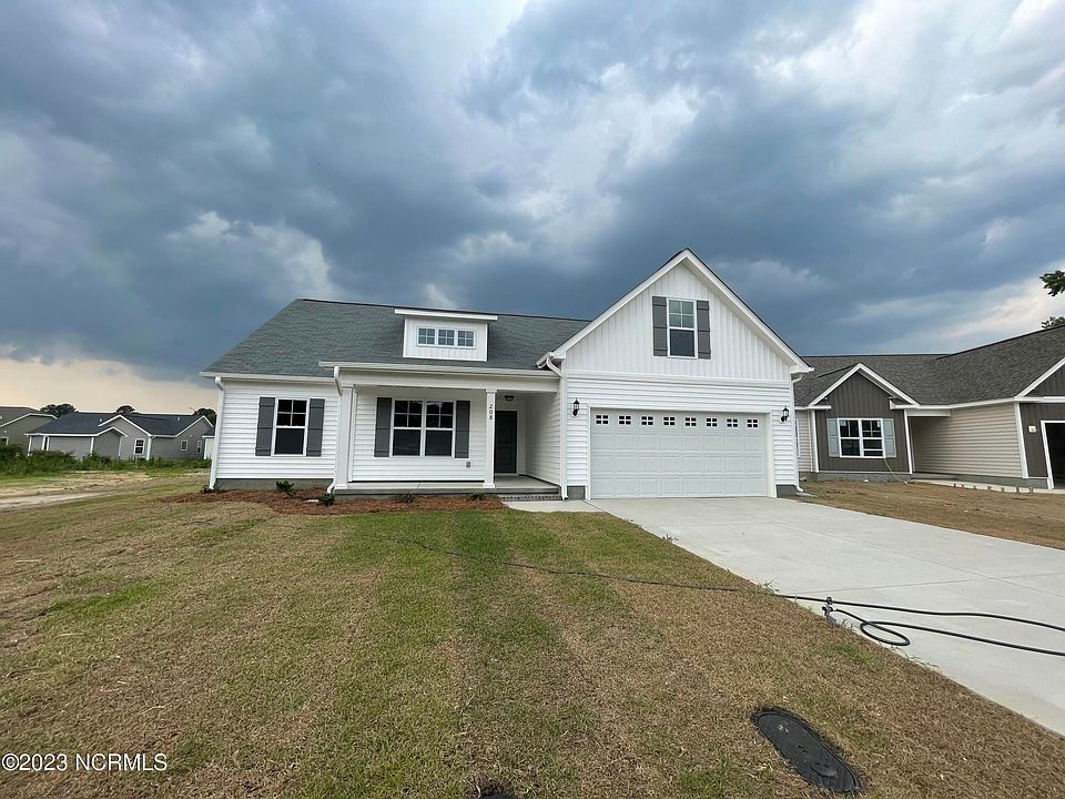 1st image of 208 Sequoia Drive