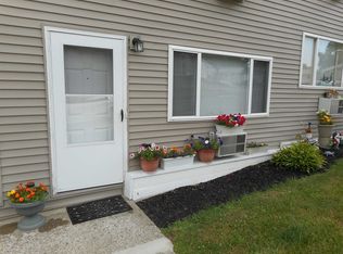 6 Fishkill Glen Dr UNIT D, Fishkill, NY 12524