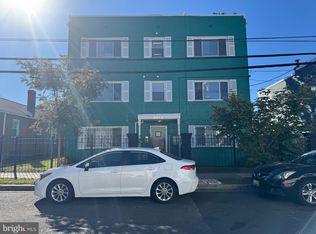 4013 Gault Pl NE, Washington, DC 20019