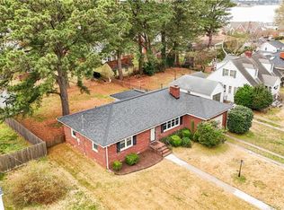 106 Porter Rd, Portsmouth, VA 23707