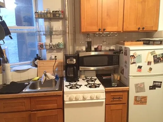 Rented by Compass | media 7