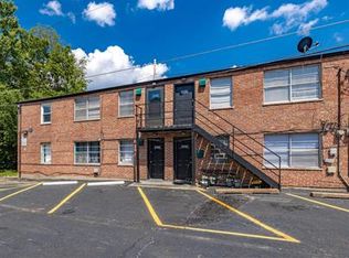 1027 N And South Rd #1, Saint Louis, MO 63130