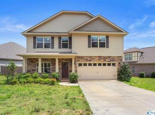 317 Acorn Grove Ln SW, Huntsville, AL 35824