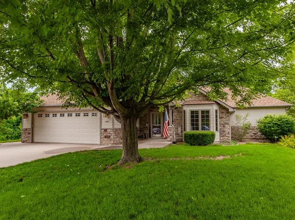 2401 SW Westbrooke Cir, Ankeny, IA 50023