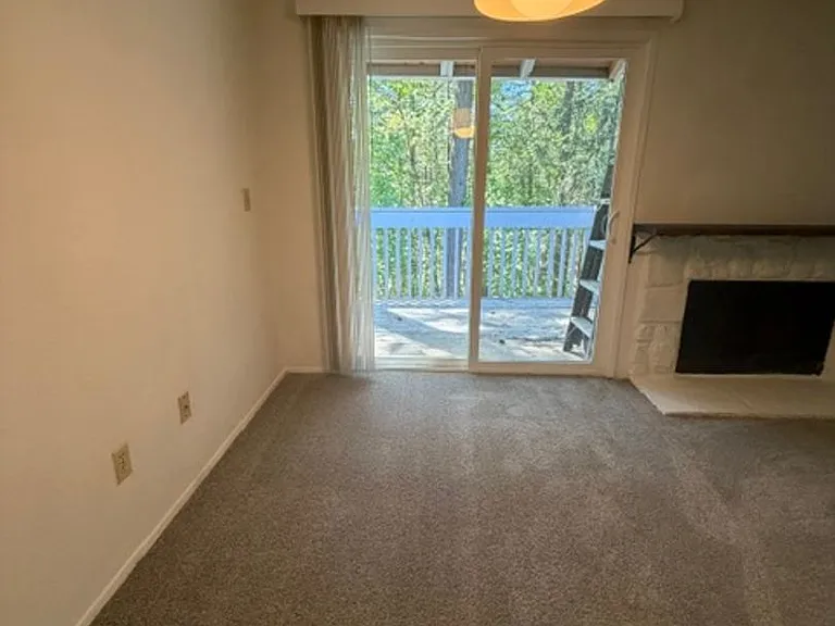 20 S 341st Pl — Photo 3