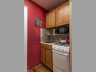 Rented by Tamara Cohen, LREB