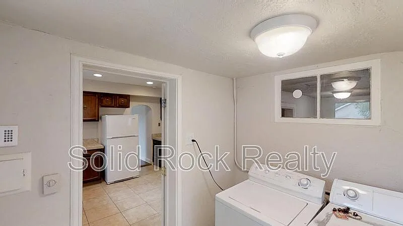 4 bed, 2.0 bath, 1125 sqft, $1,650 — Photo 4