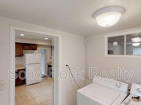 4th image of 2436-1 E Monument St
