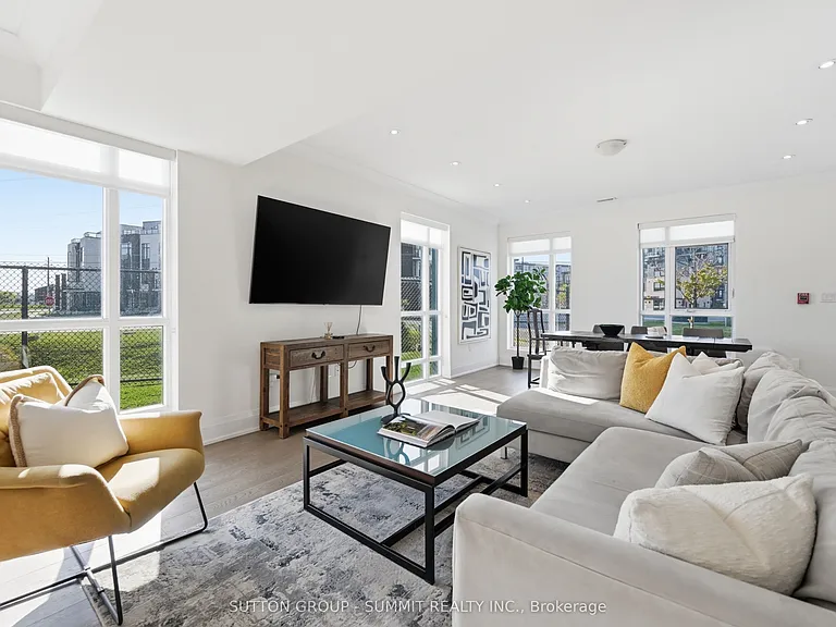 2 Concord Pl — Photo 12