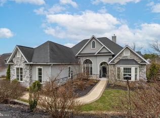 209 Ivy Hill Dr, State College, PA 16801