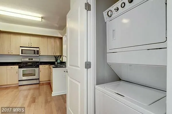 475 K St NW #830 — Photo 9