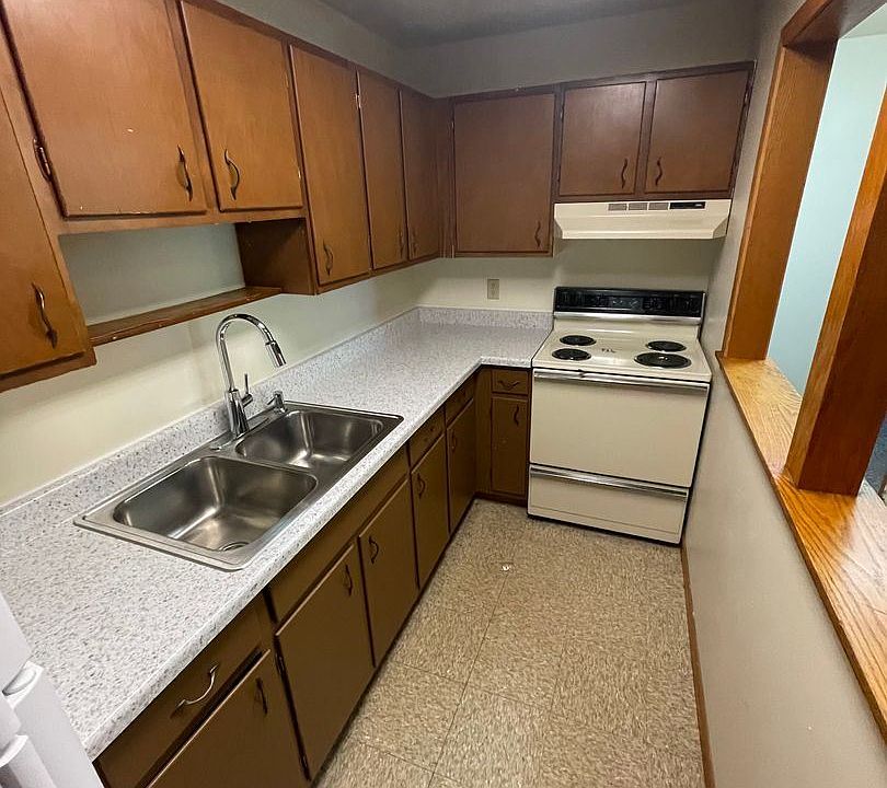 1161 Carriage Hills Apartment Rentals Whitewater, WI Zillow