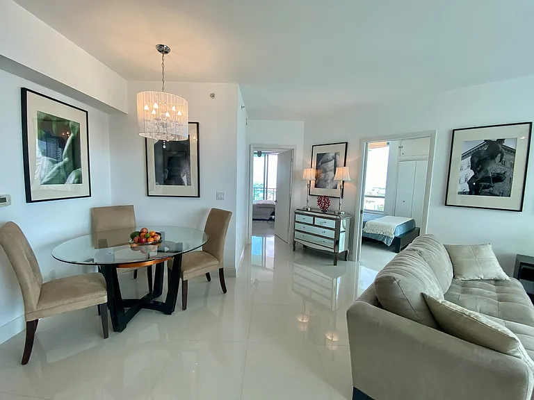 350 S Miami Ave #3813 — Photo 17