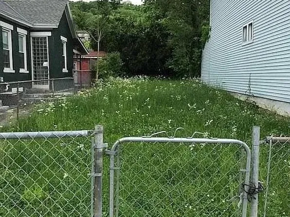 2105 Howell St, Covington, KY 41014