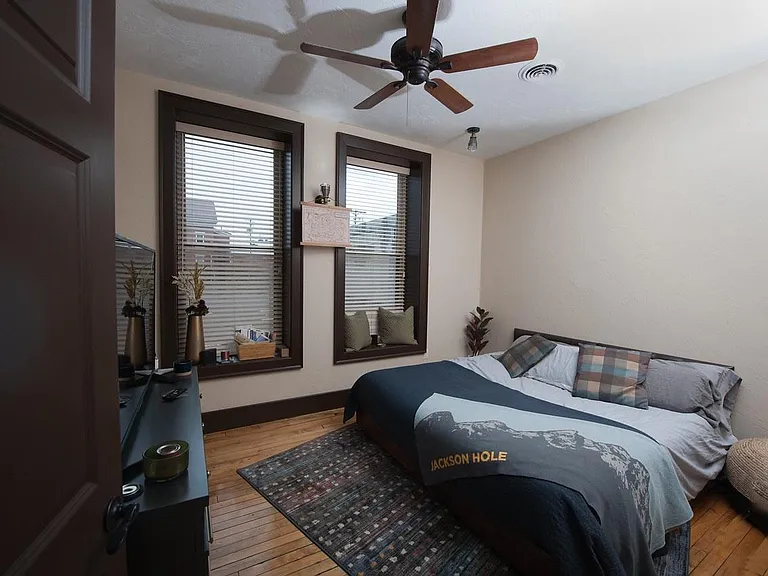 2101 Beale Ave — Photo 4