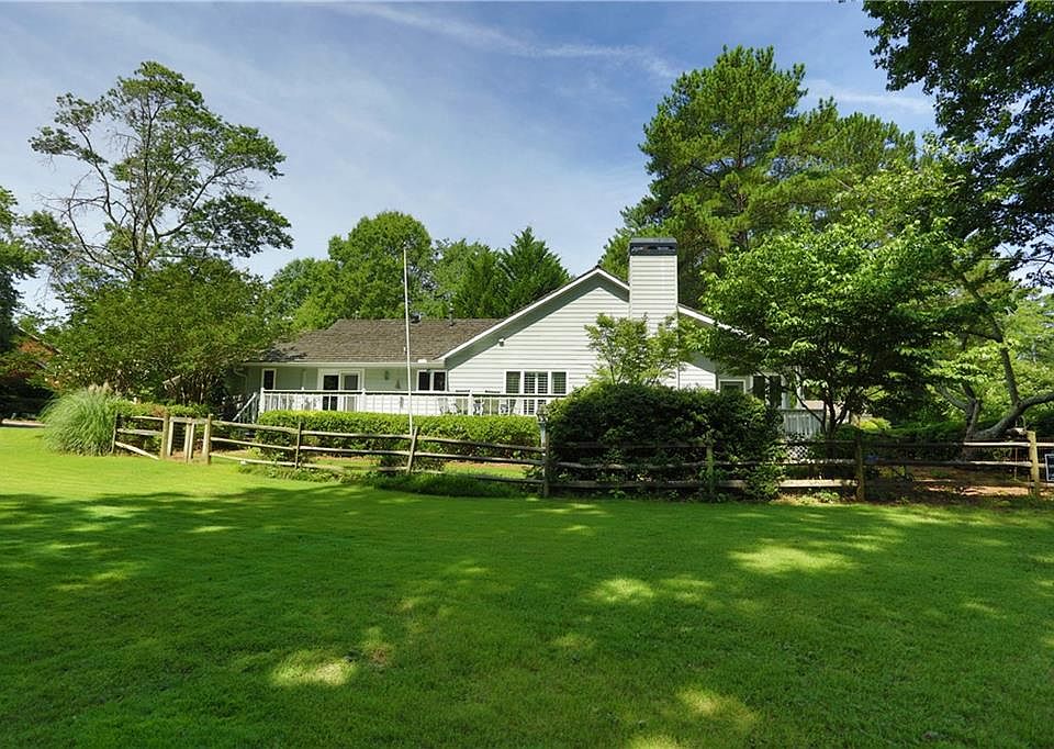 1st image of 2710 Camden Glen Ct