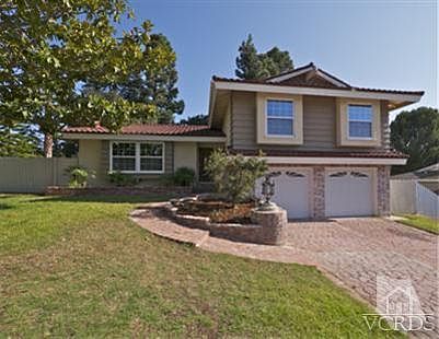 1st image of 348 Longwood Ct
