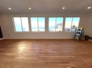 61 Charter St #6, Boston, MA 02113