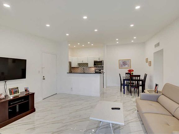 4th image of 15488 Lakes Of Delray Blvd APT 203