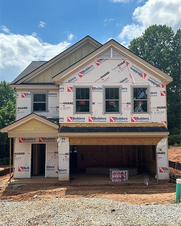 1st image of 435 Dogwood Dr