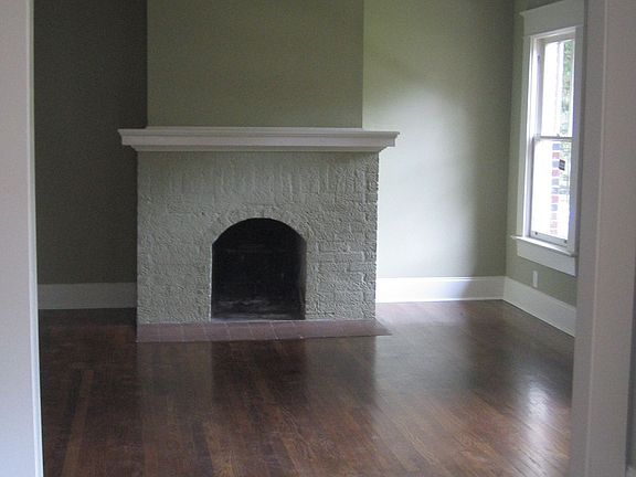 Dining room to living room