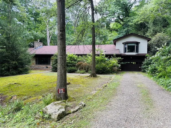 501 Sunset Dr, Meadville, PA 16335
