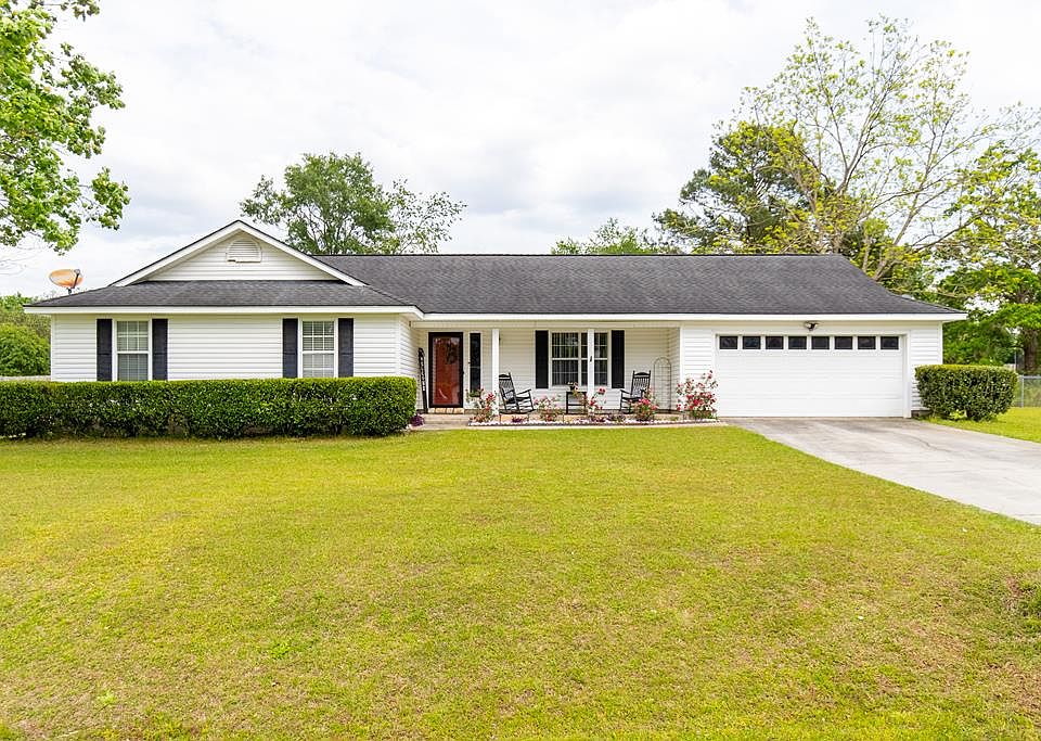 1st image of 3943 Foxridge Dr