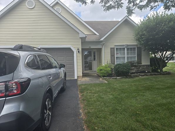 10 Pine Valley Ct