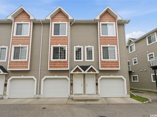 UNIT 24-302 Herold ROAD, Saskatoon, SK S7V 1J3