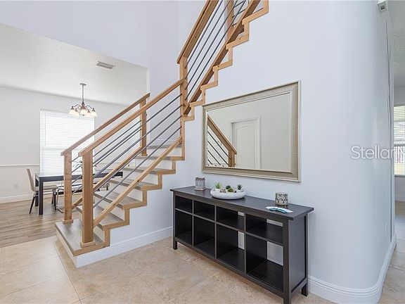 4th image of 1032 Jacob Way
