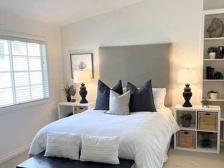 212 Ellwood Beach Dr — Photo 9