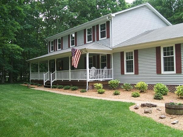 1st image of 25 Spartan Dr