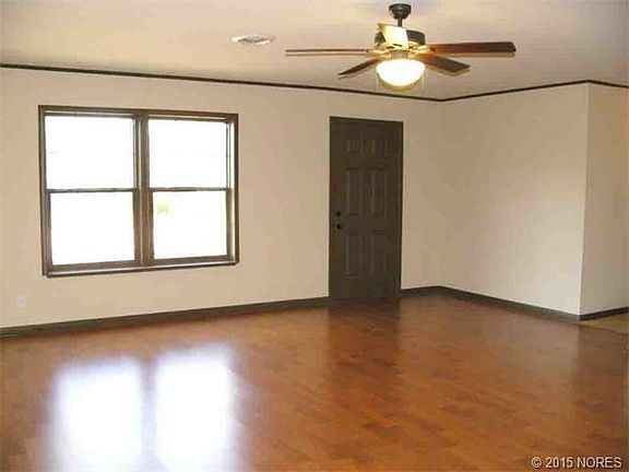 3rd image of 317 E Falletti Ave