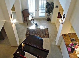 16207 Hollow Rock Dr, Houston, TX 77070
