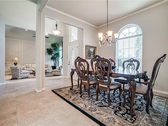 5th image of 2005 Larkspur Dr