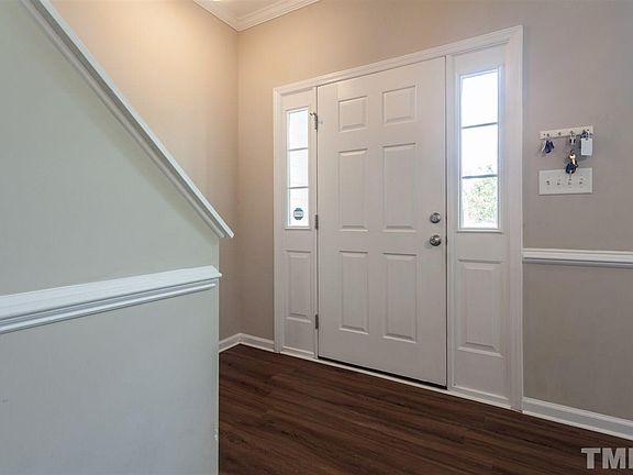 2nd image of 107 Stoney Dr
