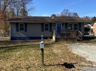214 Joy St, Oak Hill, WV 25901