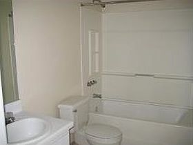 5th image of 6175 NW 186th St APT 109