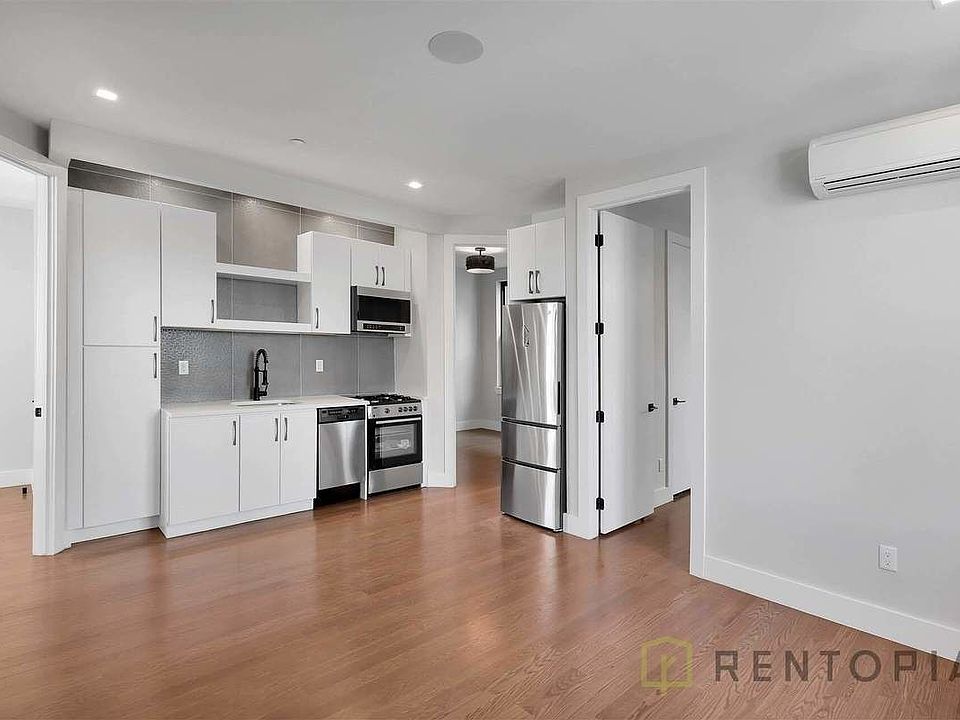 1st image of 90 Manhattan Ave #3D