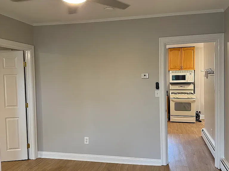 32 North St — Photo 23