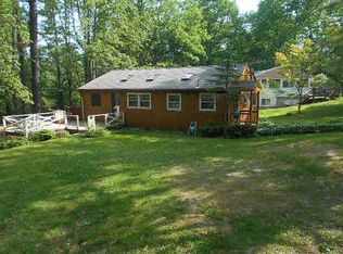 19 Spring St, Windham, NH 03087